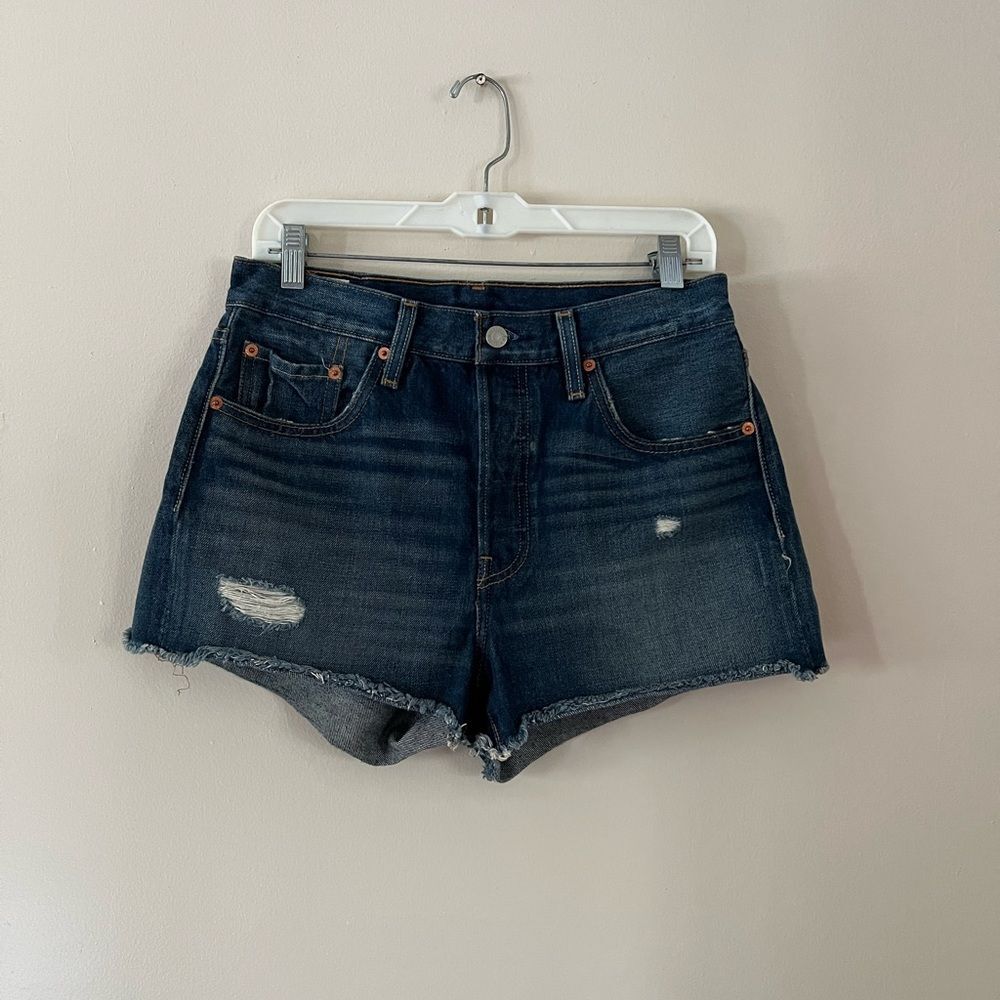 Levi's Premium 501 original womens denim shorts size 28
